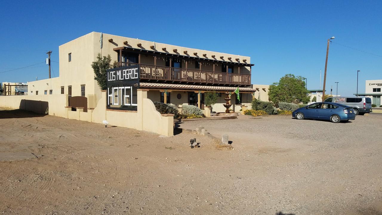 Los Milagros Hotel Columbus Bagian luar foto